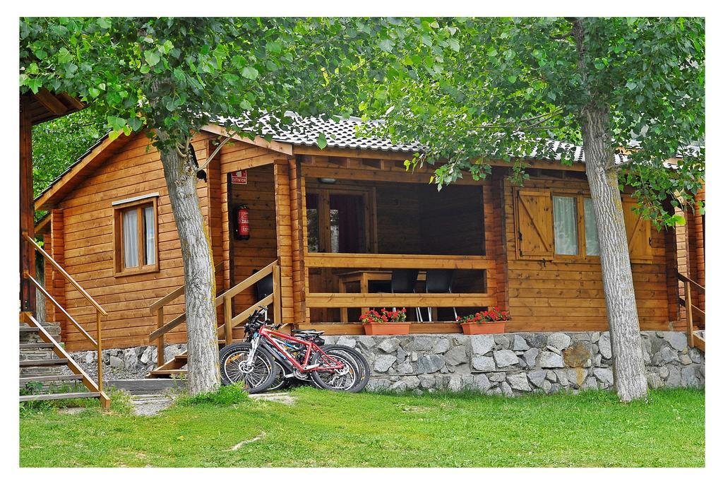 Bungalows Nou Camping La Guingueta D'Aneu Quarto foto